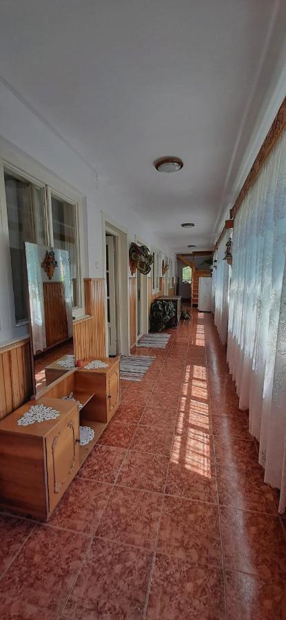 Kerekes Vendégház Rimetea Esterno foto