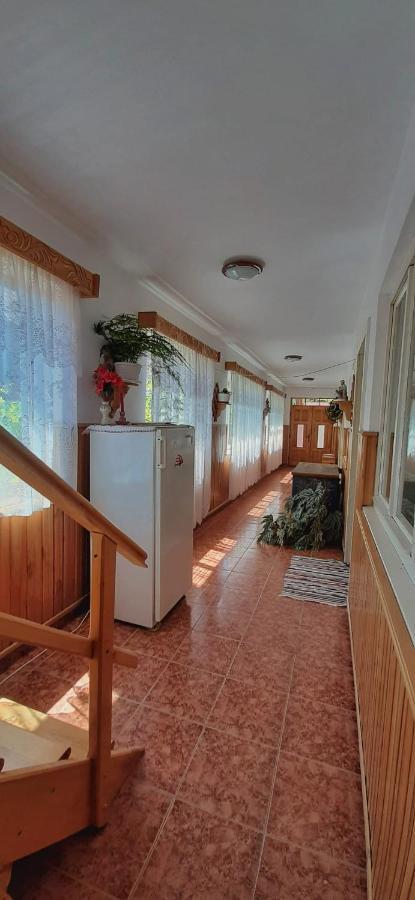 Kerekes Vendégház Rimetea Esterno foto
